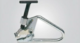 feat-mountingclamp_0.jpg