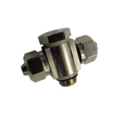 Фитинг двойной ROSSVIK 6000010 (на цилиндр зажима 526U, HINGE TEE Ф6 R1/8") 